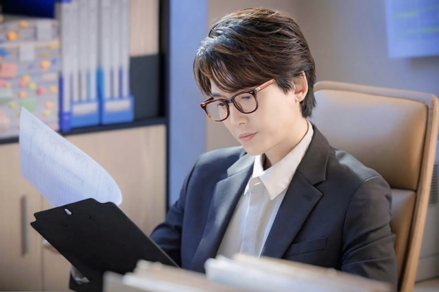 Điểm lại dàn cameo đình đám của Resident playbook - Ảnh 3.