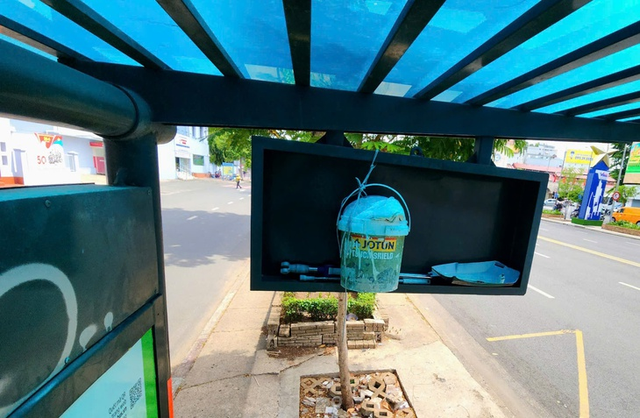 Ho Chi Minh City to repair 170 broken bus information boards by July - Ảnh 1.