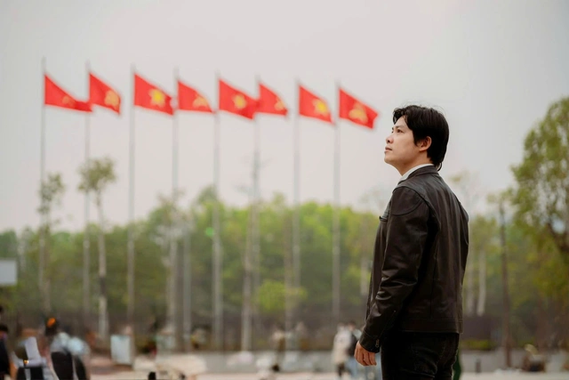 Ca khúc ‘Viết tiếp câu chuyện hòa bình’ bước vào đề thi ngữ văn ở nhiều trường học - Ảnh 1.