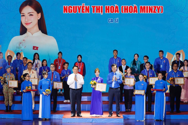 Tuyên dương 444 Thanh niên tiên tiến làm theo lời Bác toàn quốc năm 2025- Ảnh 6.