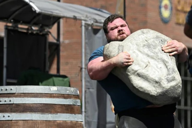 'Gentle Giants': World's strongest men defy stereotypes - Ảnh 3. 'Gentle Giants': World's Strongest Men Defy Stereotypes - Ảnh 3.