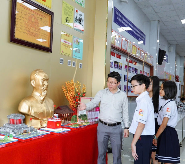 Không gian văn hóa Hồ Chí Minh được các trường số hóa, học sinh dễ tiếp cận - Ảnh 1.