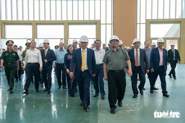 Vietnam PM requires putting national exhibition fair center into use by September 2 - Ảnh 1.
