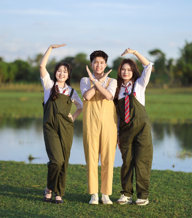 Kỷ yếu 2K7: Mong mọi ước mơ sẽ 'cất cánh'... - Ảnh 5.