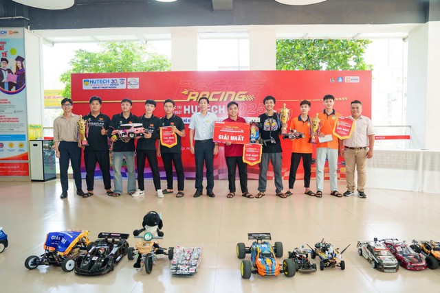 Sinh viên ô tô HUTECH xuất sắc khẳng định bản lĩnh tại RACING HUTECH lần 8 - Ảnh 8.
