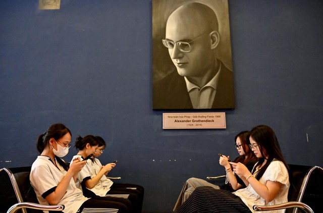 The pioneering Vietnamese professor taught by French maths genius - Ảnh 1. The pioneering Vietnamese professor taught by French maths genius - Ảnh 1.