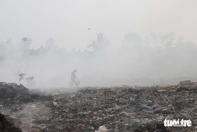 Overflowing landfills pose health risks to residents in Vietnam’s Dak Nong- Ảnh 4. Overflowing landfills pose health risks to residents in Vietnam’s Dak Nong- Ảnh 4.