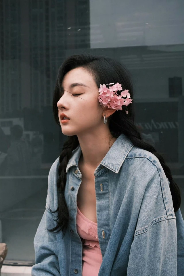Khom lưng gây bão, Tống Tổ Nhi gây chú với nhan sắc đời thường - Ảnh 7.
