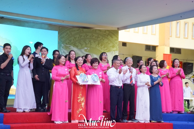 Xúc động, tự hào lễ kỷ niệm 20 năm thành lập Trường THPT Hiệp Bình- Ảnh 12.