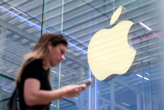 Trump threatens new tariffs on European Union and Apple, reigniting trade fears- Ảnh 3. Trump threatens new tariffs on European Union and Apple, reigniting trade fears- Ảnh 3.
