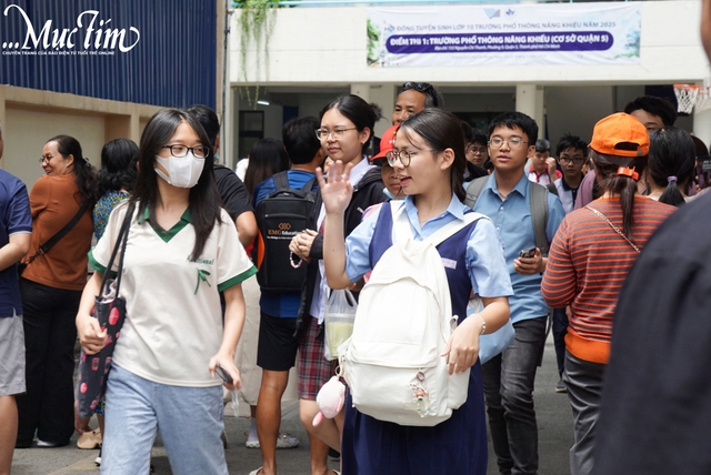 Thi lớp 10 Trường Phổ thông Năng khiếu: thí sinh nói đề sinh học vừa sức - Ảnh 4.