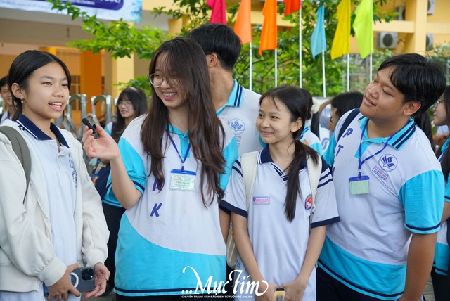 Học sinh Phổ thông Năng khiếu để lại ấn tượng đẹp sau kỳ thi tuyển sinh lớp 10 - Ảnh 1.