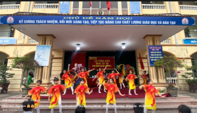 Ca khúc Viết tiếp câu chuyện hòa bình 'phủ sóng' khắp lễ tổng kết năm học - Ảnh 3.