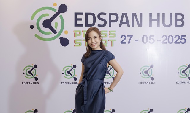 In Vietnam, former Silver Swallow winner finds lifelong passion in education- Ảnh 1. In Vietnam, former Silver Swallow winner finds lifelong passion in education- Ảnh 1.