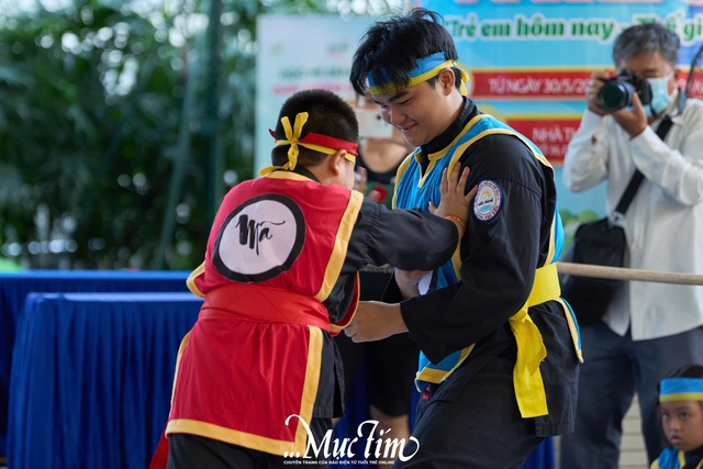 Độc đáo các trận đấu cờ người trong khuôn khổ Kids Fest 2025 - Ảnh 6.