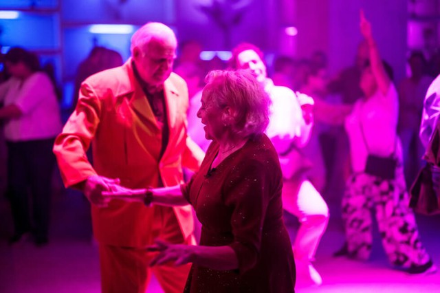 Eurovision limbers up with over-60s disco- Ảnh 3. Eurovision limbers up with over-60s disco- Ảnh 3.