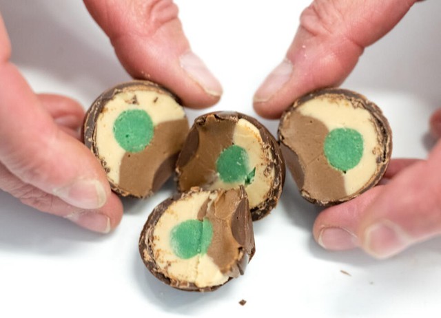 Mozart chocolate row leaves bitter taste in Austria- Ảnh 6. Mozart chocolate row leaves bitter taste in Austria- Ảnh 6.