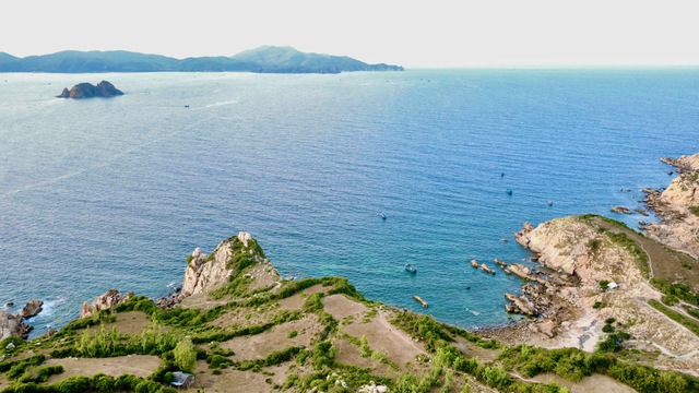 Don't miss this unique stone-built village by the sea while visiting Phu Yen in Vietnam- Ảnh 8. Don't miss this unique stone-built village by the sea while visiting Phu Yen in Vietnam- Ảnh 8.