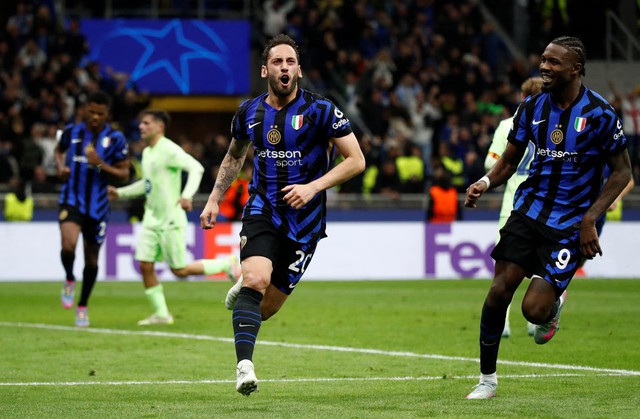 Inter edge Barca in seven-goal thriller to reach Champions League final after extra time - Ảnh 3. Inter edge Barca in seven-goal thriller to reach Champions League final after extra time - Ảnh 3.