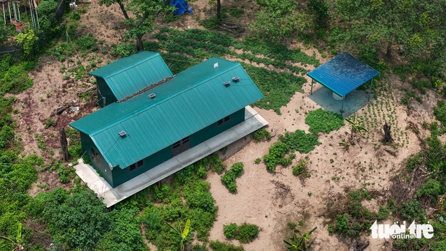 Illegal construction on Red River islet under investigation in Hanoi- Ảnh 1. Illegal construction on Red River islet under investigation in Hanoi- Ảnh 1.
