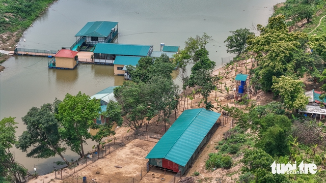 Illegal construction on Red River islet under investigation in Hanoi- Ảnh 2. Illegal construction on Red River islet under investigation in Hanoi- Ảnh 2.
