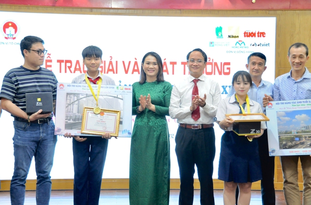 Hội thi Sáng tác ảnh Tuổi Xanh lần thứ 18: 372 thí sinh vào chung kết, 100 giải trao tay- Ảnh 2.