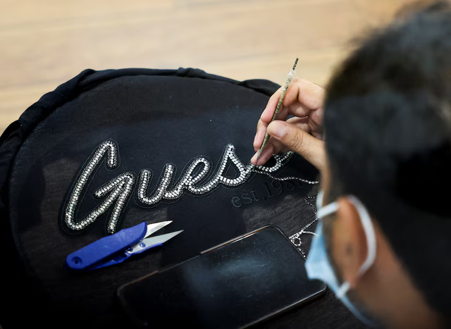 Walmart calls, but India's garment worker woes blunt tariff edge - Ảnh 3.