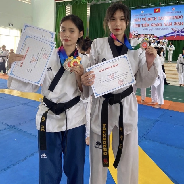 Hành trình chinh phục hơn 30 huy chương Taekwondo của nữ sinh Trường THPT Nguyễn Đình Chiểu- Ảnh 2.