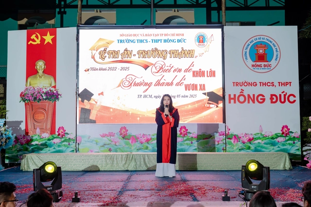 Câu chuyện đằng sau tin nhắn 'Cố lên con!' từ ba của nữ sinh Trường THCS - THPT Hồng Đức - Ảnh 1.