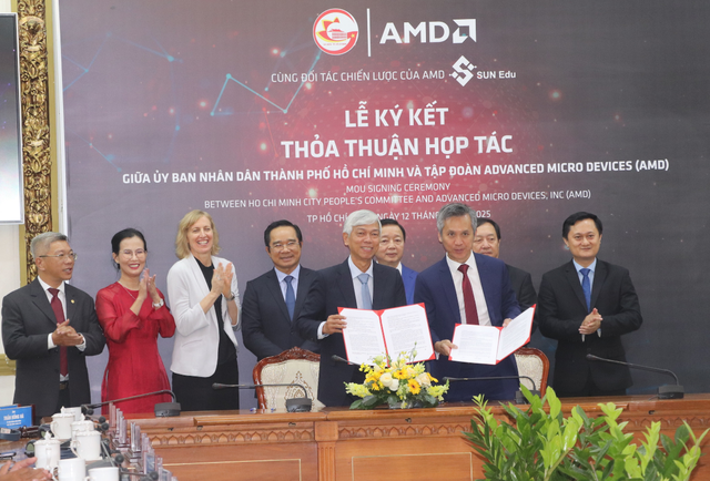 American tech firm partners with Ho Chi Minh City to develop regional hi-tech hub - Ảnh 1.