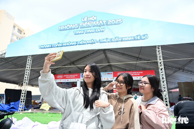 Loạt điểm nhấn thú vị, không thể bỏ lỡ tại Ngày không tiền mặt 2025 - Ảnh 1.