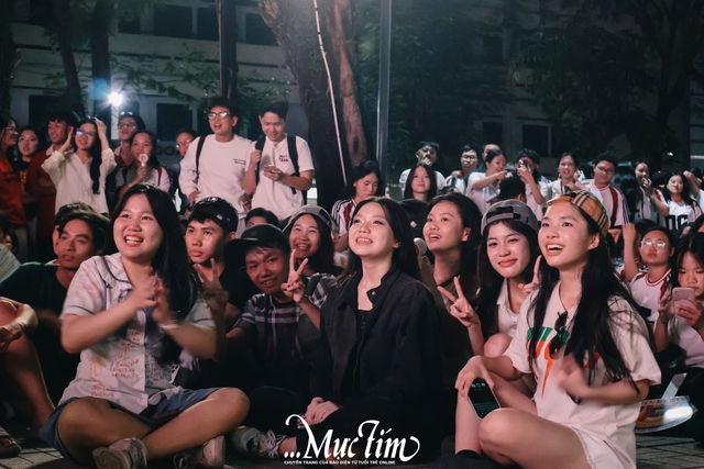 Thầy trò Trường THPT Hùng Vương thắp nến tuổi 18, cùng viết nên lời tạm biệt- Ảnh 29.