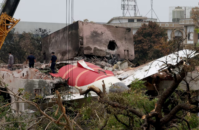 India orders inspection of Boeing 787s after Air India crash
- Ảnh 3. India orders inspection of Boeing 787s after Air India crash
- Ảnh 3.