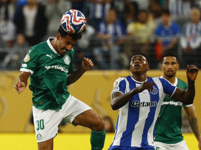 FIFA Club World Cup: Palmeiras hoà Porto, Botafogo thắng Seattle - Ảnh 1.