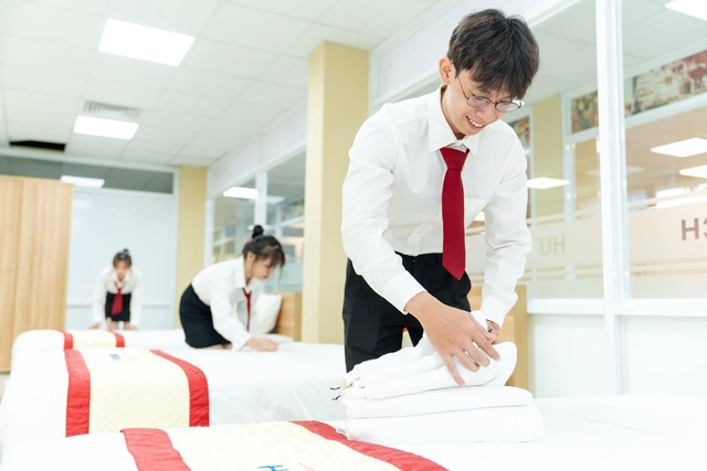 Trải nghiệm ngành Quản trị khách sạn chuẩn 5 sao tại HUTECH, học phí toàn khóa 154 triệu đồng - Ảnh 2.