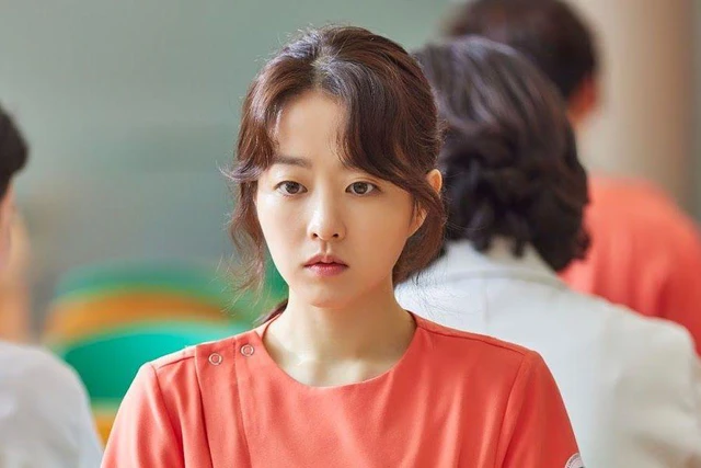 7 sự thật thú vị về nàng thơ của Our unwritten Seoul - Ảnh 4.