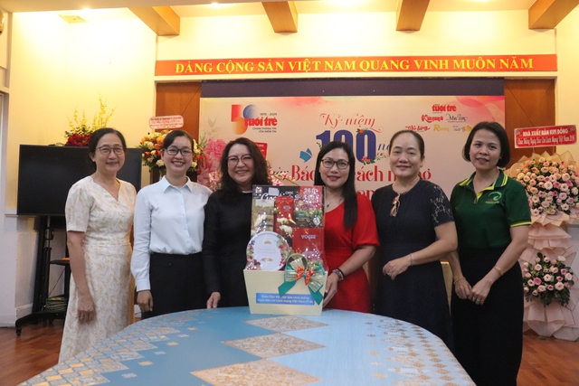 Thảo cầm viên chúc mừng Khối ấn phẩm Khăn Quàng Đỏ nhân dịp 21-6- Ảnh 1.