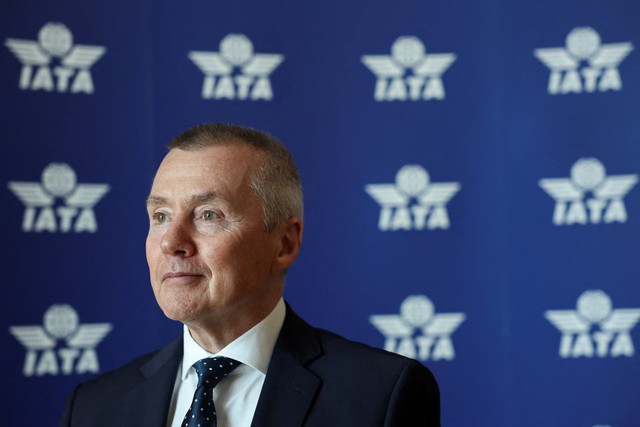 Global airlines trim 2025 profit forecast over trade tensions and supply woes - Ảnh 2. Global airlines trim 2025 profit forecast over trade tensions and supply woes - Ảnh 2.