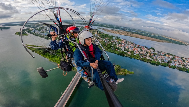 Vietnam’s Hoi An launches paragliding tours for aerial view of ancient town- Ảnh 3. Vietnam’s Hoi An launches paragliding tours for aerial view of ancient town- Ảnh 3.