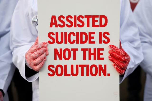 British lawmakers to vote on landmark assisted dying law- Ảnh 1. British lawmakers to vote on landmark assisted dying law- Ảnh 1.
