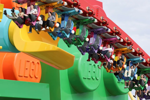 World’s largest Legoland set to open in Shanghai - Ảnh 4. World’s largest Legoland set to open in Shanghai - Ảnh 4.