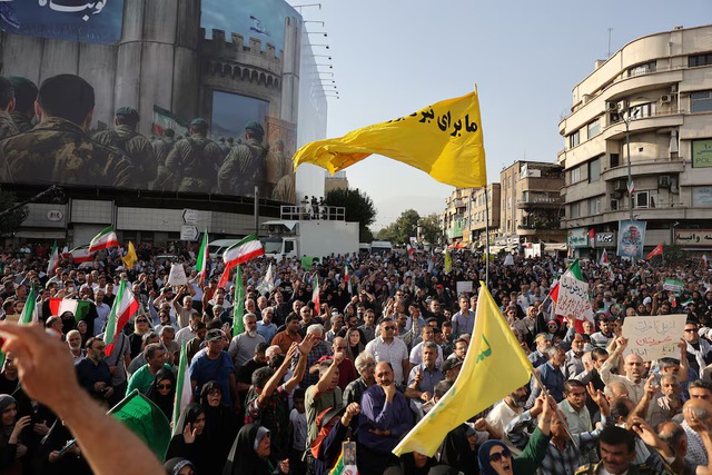 World awaits Iranian response after US hits nuclear sites - Ảnh 13.