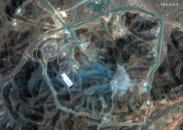 World awaits Iranian response after US hits nuclear sites - Ảnh 2.