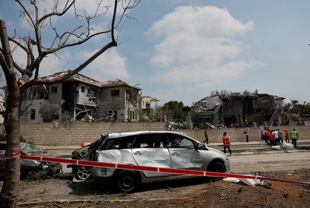 World awaits Iranian response after US hits nuclear sites - Ảnh 6.