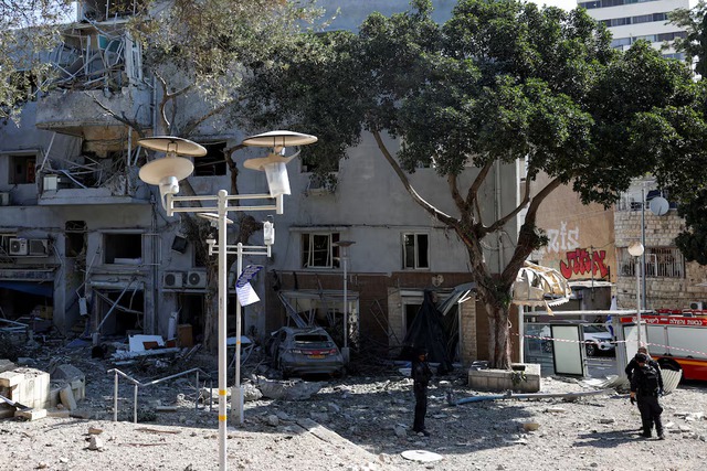 World awaits Iranian response after US hits nuclear sites - Ảnh 10.