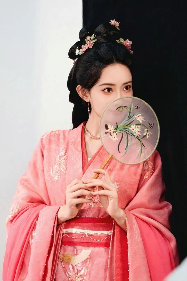 Đào hoa ánh giang sơn khởi đầu ấn tượng, Mạnh Tử Nghĩa được kỳ vọng điều này- Ảnh 4.