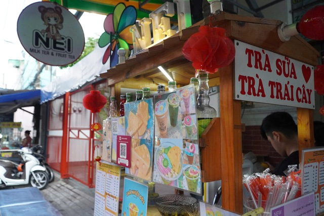 Điểm hẹn food tour hẻm cho teen mê món ngon giá mềm tại khu Xóm Chiếu - Ảnh 10.