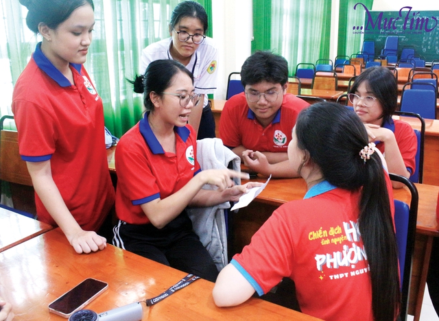 Khi chiến sĩ... nhập vai - Ảnh 4.