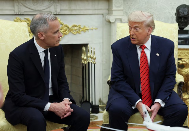 Trump cuts off US trade talks with Canada, shattering optimism over tariff deals - Ảnh 1.