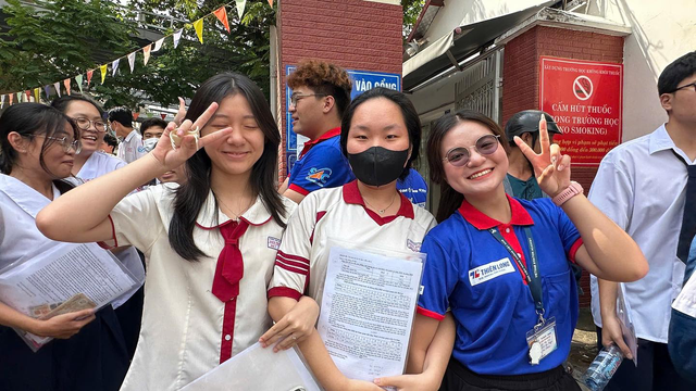 Từng là thí sinh, giờ là chiến sĩ áo xanh - Ảnh 4.
